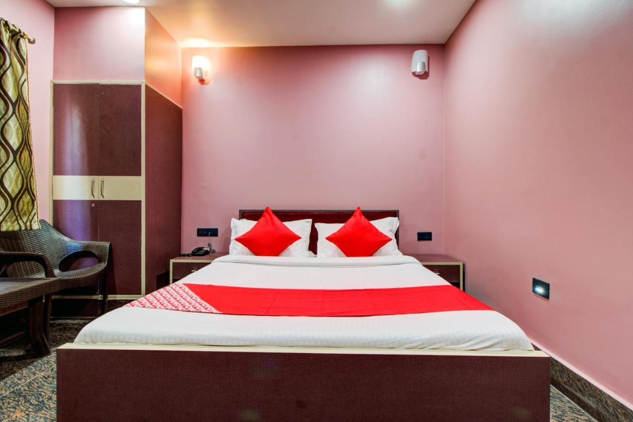 Oyo 16871 Anant Home Stay ชิลลอง ภายนอก รูปภาพ