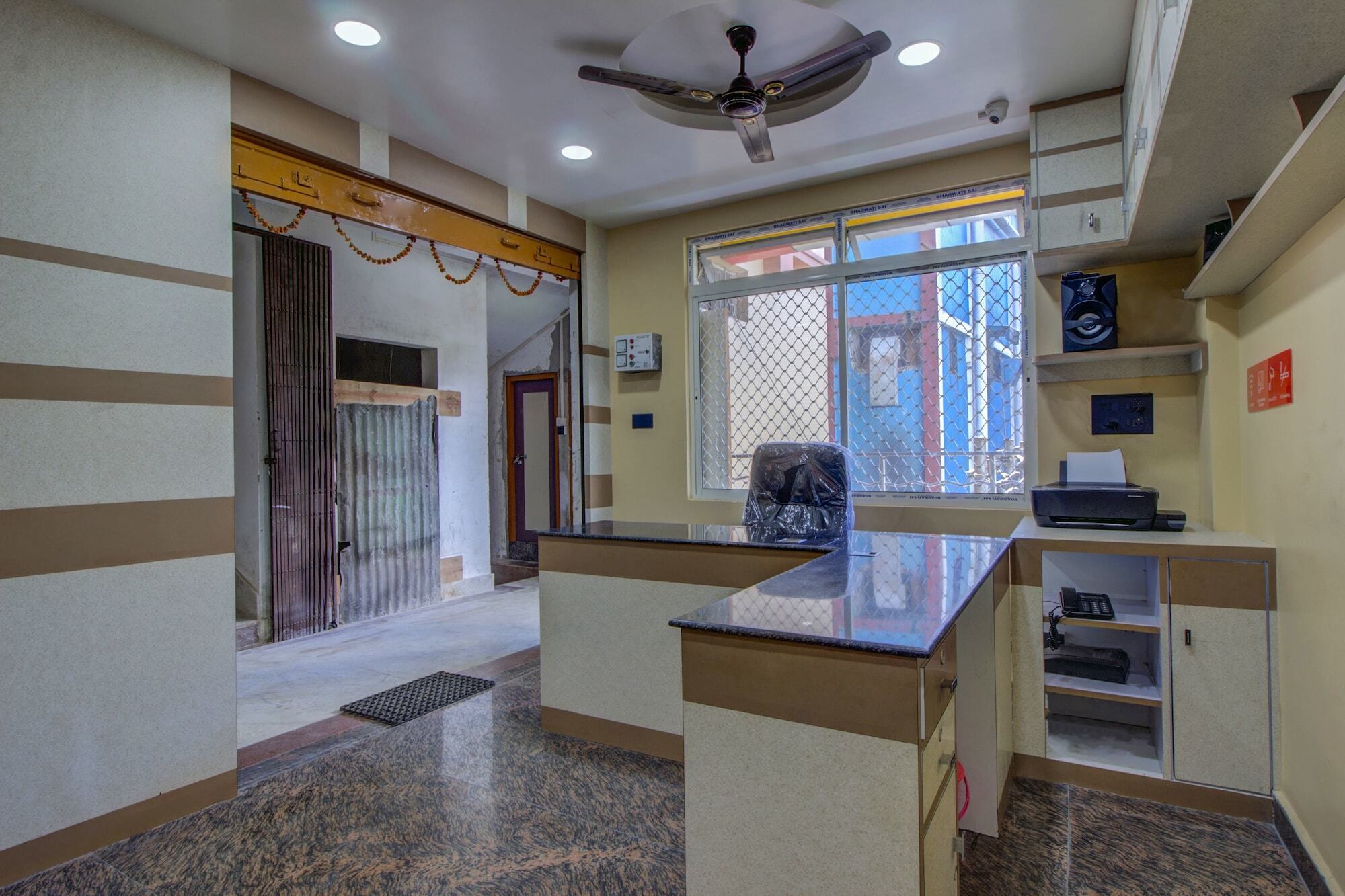Oyo 16871 Anant Home Stay ชิลลอง ภายนอก รูปภาพ